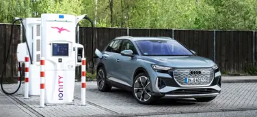 Höhere Ladeleistung und erweiterte Online-Funktionen für den Audi Q4 e-tron