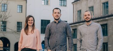 Die Gruünder:innen (von links): Ulrike Jehle, Majk Shkurti, Elias Pajares