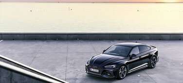 Gesteigerte Emotionen: die neuen competition-Pakete für den Audi RS 4 Avant und Audi RS 5