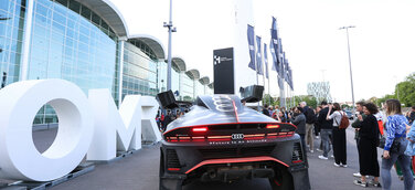 Der Audi RS Q e-tron rockt Hamburg