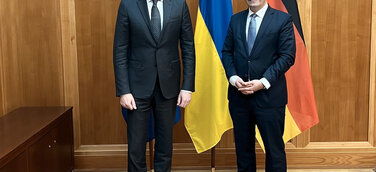 Sonderbeauftragter Oleksej Tschernyschow mit Tobias Lindner, Staatsminister im Auswärtigen Amt