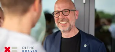 Detlef Diehr schaut zufrieden auf zehn Jahre erfolgreicher Beratung für die Existenzgründung von Zahnarztpraxen zurück.