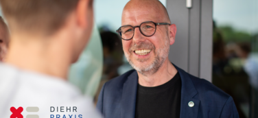 Detlef Diehr schaut zufrieden auf zehn Jahre erfolgreicher Beratung für die Existenzgründung von Zahnarztpraxen zurück.