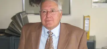 Foto Hans-Jürgen Gust, ausgewiesener Kenner der Baubeschlagbranche	