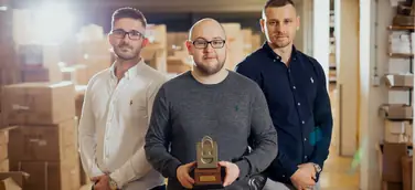 Eduard Meisner (Geschäftsführer & Leiter Strategieberatung), Hans Nassel (Shopify Experte & Leiter Shop Development), Sergej Djacenko (Geschäftsführer & Leiter Marketing)
