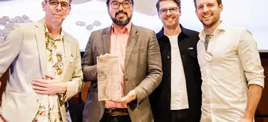 DIO Studios und Plastic2Beans bei der Übergabe des Green Product Award