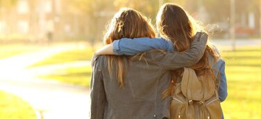 Wer zuordnen lernt, wer und was zieht Energie und wie füllen sich die Energie- und Glücksspeicher, kann seinen Alltag entsprechend verändern. Auch an Post COVID Erkrankten mit Fatigue gelingt es, dank ergotherapeutischer Anleitung ihre Erschöpfung differenziert zu betrachten und mehr Bedeutsames in ihrem Leben zuzulassen. 