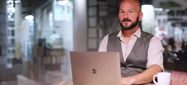 Inhaber Mirko Baschetti von Butterfly Business