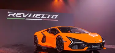 Lamborghini Revuelto Das Fahrzeug wird noch nicht zum Verkauf angeboten und unterliegt somit nicht der Richtlinie 1999/94/EG. Die Verbrauchs- und Emissionsdaten befinden sich im Typgenehmigungsprozess.