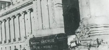 Ein Transportwagen von Chenue vor dem Grand Palais in Paris im Jahr 1902