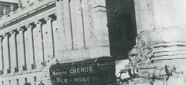 Ein Transportwagen von Chenue vor dem Grand Palais in Paris im Jahr 1902