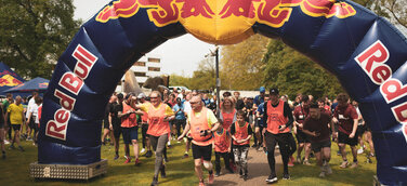 Startschuss des Wigs for Life World Runs 2023 