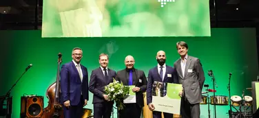 Die Black Knight GmbH bei der Gewinnübergabe im Rahmen des Unternehmerpreises