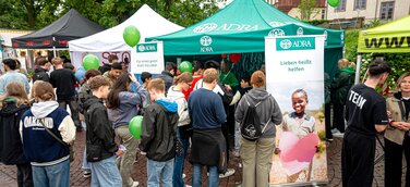 Der ADRA-Infostand auf dem Schlossgrabenfest 2024 in Darmstadt.