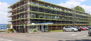 Einhausung des Verwaltungsgebäudes der CarboTech Gruppe