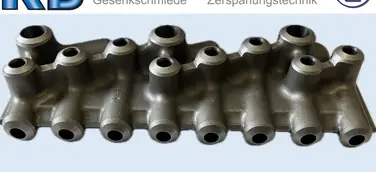 Gesenkgeschmiedetes Rohrverbindungselement (Fitting) für den Energieanlagen-Kesselbau.