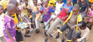 Summer Shoe Drive des Shoe Aid Project