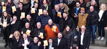 Dr. Achim Pothmann mit Mitarbeitenden der Schumann Prüf GmbH und Schumann Sachverständige