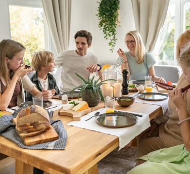 Familienfrühstück Eckbankgruppe