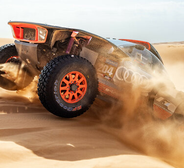 Rallye Dakar 2024 Audi RS Q e-tron #204 (Team Audi Sport), Carlos Sainz/Lucas Cruz