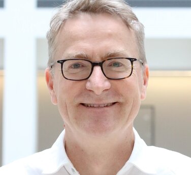 Prof. Dr. Achim Kramer