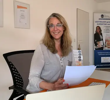 Premiumtexterin Silke Schwetschenau bietet einen schnellen Text-Check an