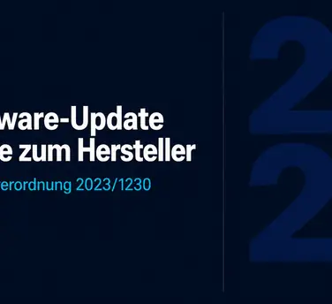 Aufmacherbild zum Artikel: Headline „Ein Software-Update macht Sie zum Hersteller" auf dunkelblauem Hintergrund mit dekorativem Schriftzug 2027. EU-Maschinenverordnung 2023/1230, verbindlich ab 20. Januar 2027. Ein Angebot der PreQ GmbH.