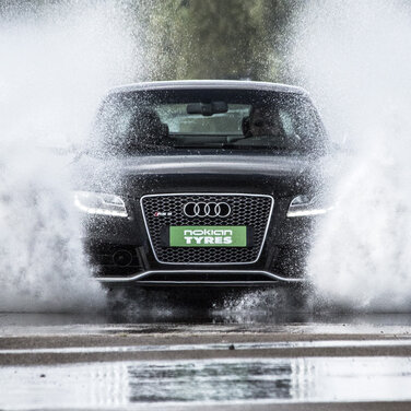 Nokian Reifen präsentiert drei ganz neue Sommerreifen: Nokian zLine, Nokian Line, Nokian eLine