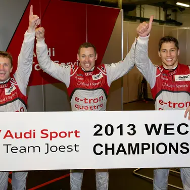 Sechster WEC-Saisonsieg für Audi und Fahrer-Weltmeistertitel in Shanghai*