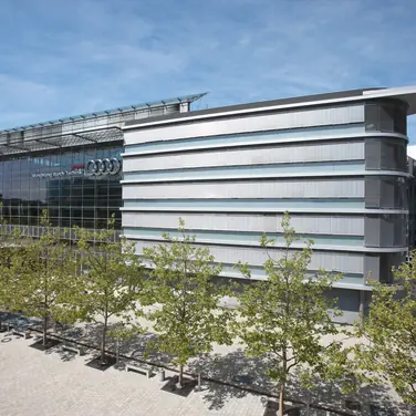 Audi vereinbart strategische Kooperation mit der Technischen Universität Dresden