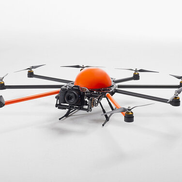 Height-Tech HT-8 C180 - Der Optimale für spezielle Inspektions- und Filmflüge