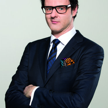 „Wissen vor acht“-Moderator Vince Ebert spricht beim 5. Deutschen Innovations- und Querdenker-Kongress