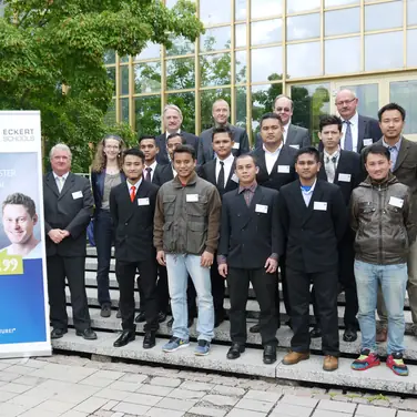 Meisterhaftes Bildungstool aus Regenstauf für die Welt
