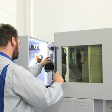 ViscoTec investiert in hochmoderne Messtechnik