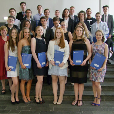 Erster Abiturjahrgang des Kieler Wirtschaftsgymnasiums
