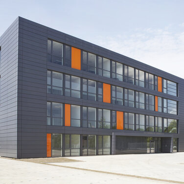 in-tech eröffnet Engineering Center in Wolfsburg