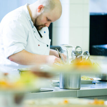 Vorzeigeprojekt macht’s vor: Erfolgreicher Ausweg aus der „Arbeitslosen-Karriere“