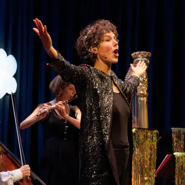 mini.musik e.V. verbreitet mit dem Kinderkonzert „Ein Engel fällt aus allen Wolken“ Weihnachtsstimmung