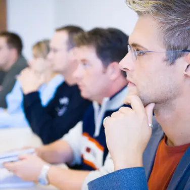 Neue Studie belegt: Umschulungen schaffen erfolgreiche Perspektiven für die „zweite Chance“ im Berufsleben