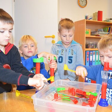 Technik Türme erleichtern Lehrern die Arbeit