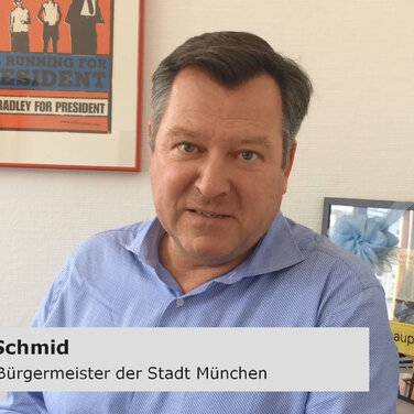 Video-Botschafter für die Kampagne BE SMART! Münchens Bürgermeister Josef Schmid gegen Handynutzung am Steuer