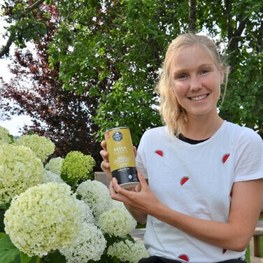 M. Reich unterstützt Spitzenathletin Sandra Koblmüller