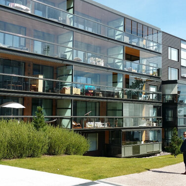 Lumon präsentiert Balkon- und Terrassenverglasungen sowie Balkonfassadenlösungen auf der Messe BAU 2019