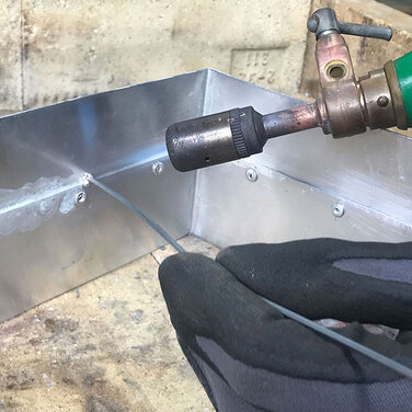 Wirtschaftliches und perfektes Weichlöten von Aluminium