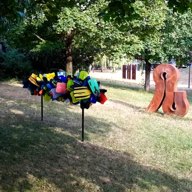 Finissage der Ausstellung im Skulpturenpark Faulerbad und Faulerstrasse mit Langer Tafel