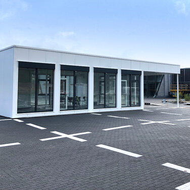 Kuhn+Witte aus Seevetal lässt neuen AudiGWplus Verkaufspavillon für das Audi Zentrum Harburg von Hacobau GmbH aus Hameln bauen