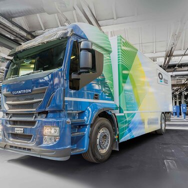 Quantron macht Deutschland CO2-frei - Was bei anderen noch Zukunftsmusik ist, setzt das Innovationsunternehmen schon heute um