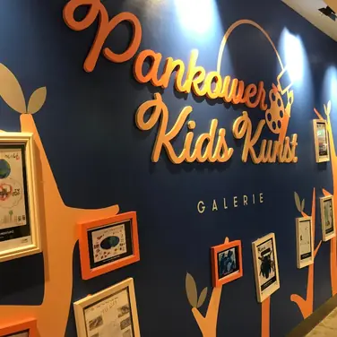 Kunstgalerie von Pankower Schulkindern in den Schönhauser Allee Arcaden eröffnet