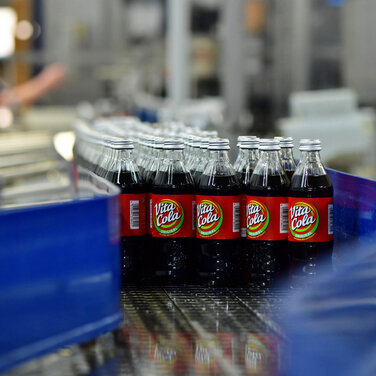 VITA COLA bleibt auf Kurs