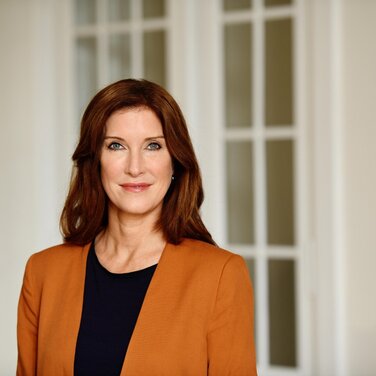 schürmann pr unterstützt Frauen und bietet Personality-PR Special zur Neupositionierung nach der Corona Krise
